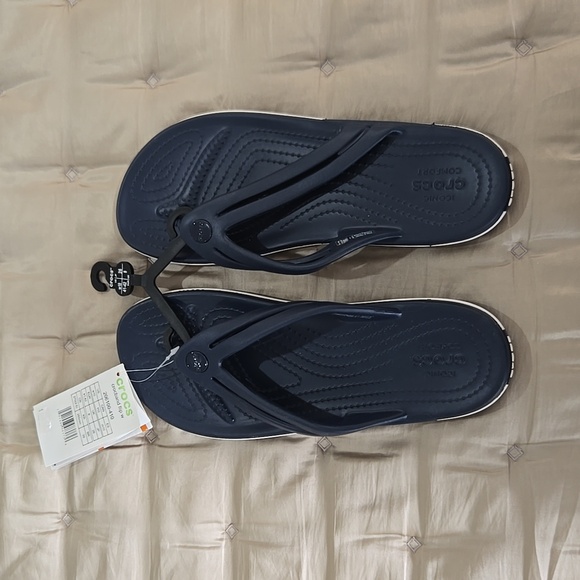 CROCS Crocband Flip - Picture 1 of 11